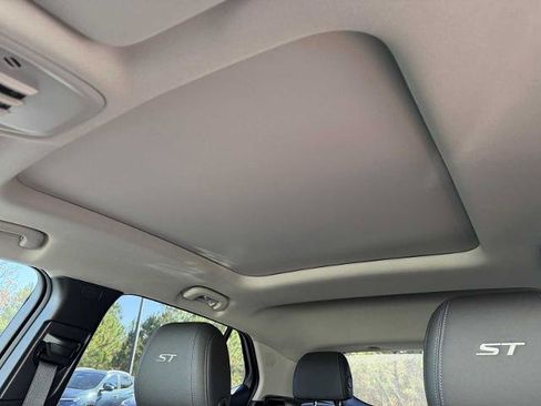 New 2026 Buick Encore GX Sport Touring image 3