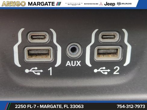 Used 2024 RAM 1500 Laramie RWD image 24