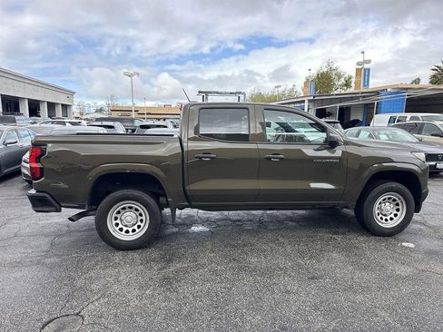 Used 2023 Chevrolet Colorado W/T image 2