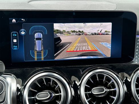 New 2025 Mercedes-Benz GLB 250 image 20