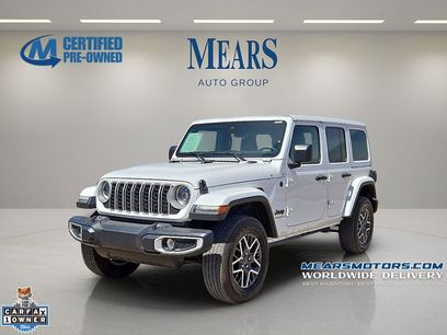 Used 2025 Jeep Wrangler Sahara