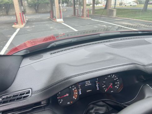 Used 2025 Jeep Compass Trailhawk image 33