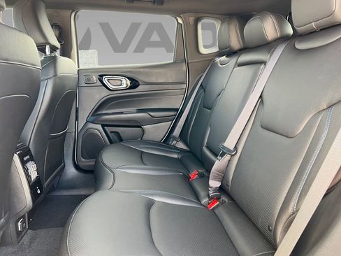 New 2025 Jeep Compass Limited w/ High Altitude Package image 12