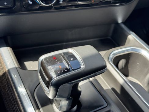 Used 2025 Chevrolet Silverado 1500 LT image 21