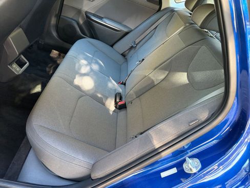 Used 2025 Kia K4 LXS image 33