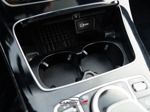 Used 2017 Mercedes-Benz E 300 4MATIC image 35