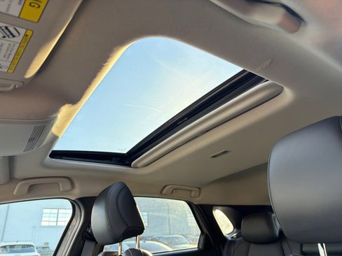 Used 2025 MAZDA CX-30 AWD 2.5 S w/ Premium Package image 21