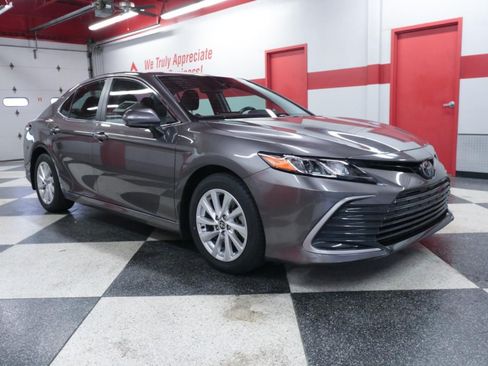 Used 2023 Toyota Camry LE FWD image 2