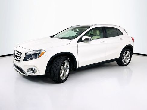 Used 2018 Mercedes-Benz GLA 250 image 2