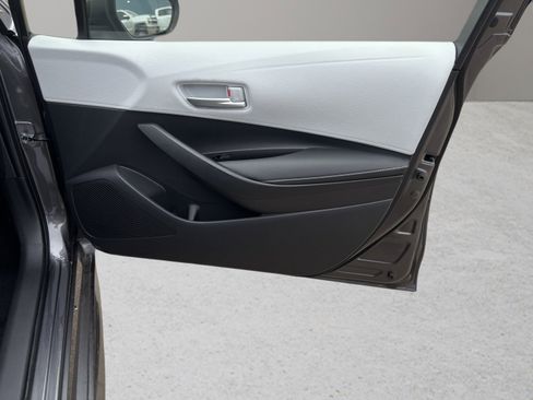 Used 2024 Toyota Corolla SE image 9