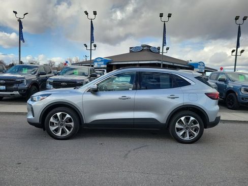 Certified 2024 Ford Escape Platinum image 2