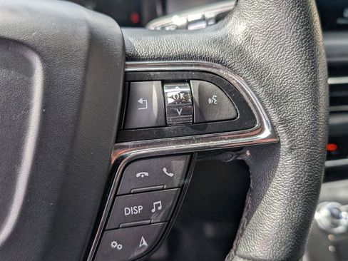 Used 2022 Lincoln Nautilus FWD image 21