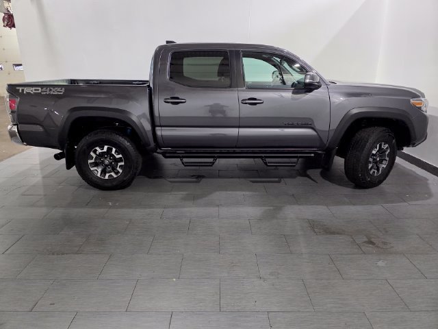 Used 2021 Toyota Tacoma TRD Off-Road AWD/4WD image 6