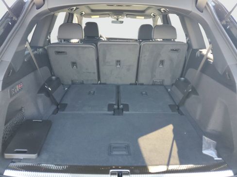 New 2025 Audi Q7 3.0T Premium Plus image 9