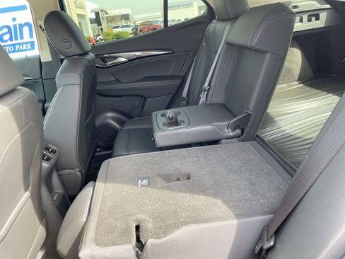 Used 2023 Buick Envision Essence FWD image 13