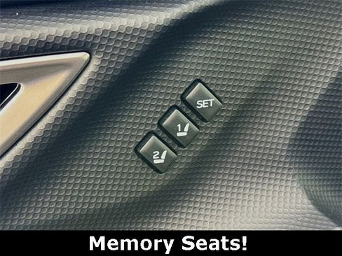 Used 2023 Subaru Forester Touring image 36