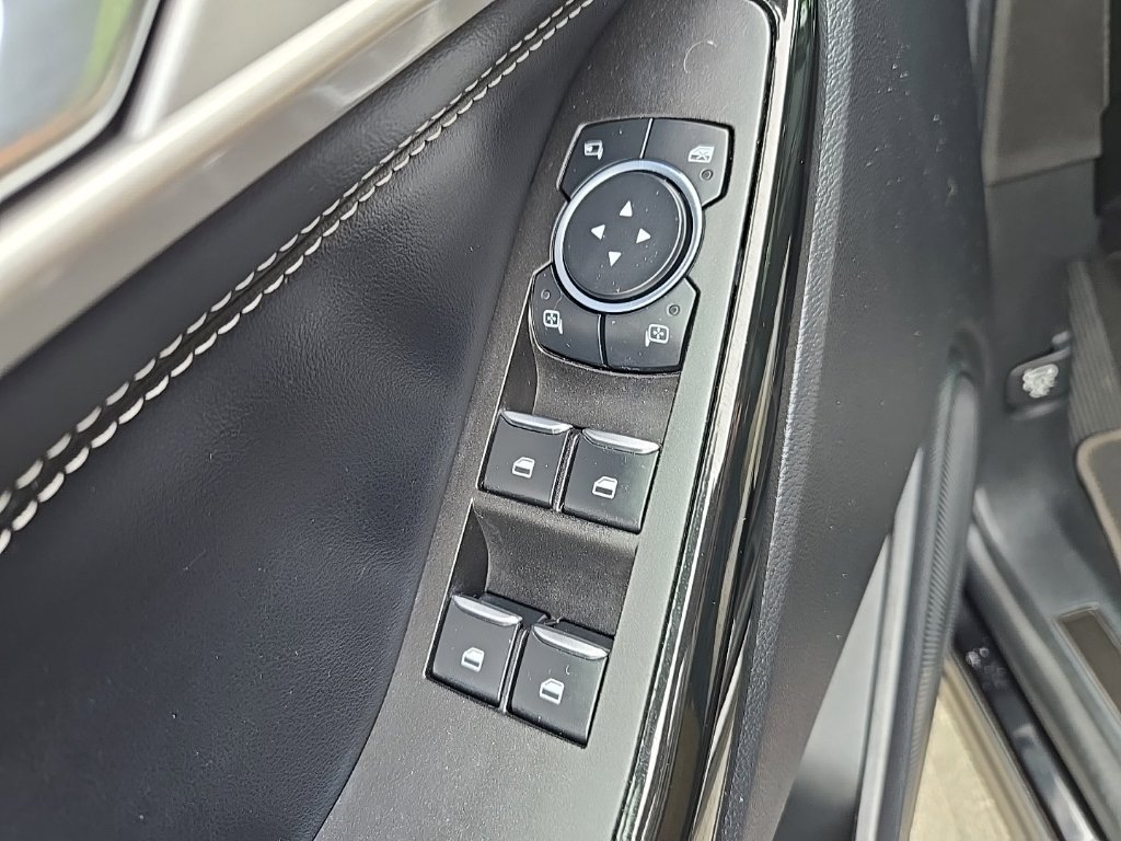 Used 2022 Ford Explorer ST w/ Equipment Group 401A AWD/4WD image 24