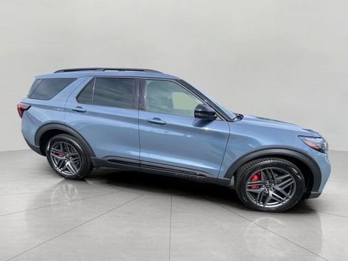 Certified 2026 Ford Explorer ST w/ Sun And Sound Package AWD/4WD image 10
