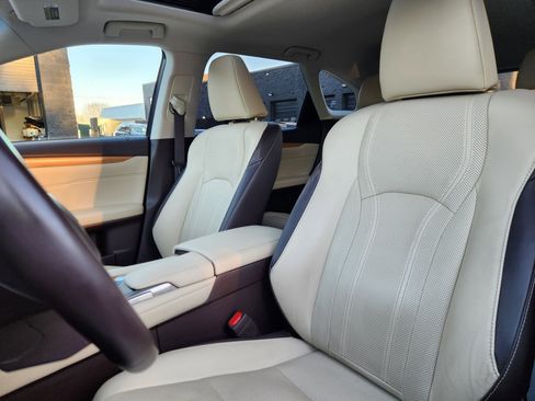 Used 2018 Lexus RX 350L Luxury image 7