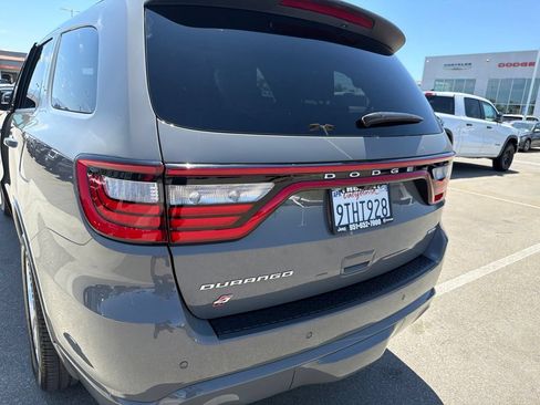 Used 2025 Dodge Durango GT AWD/4WD image 13