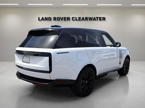 New 2025 Land Rover Range Rover SE image 5