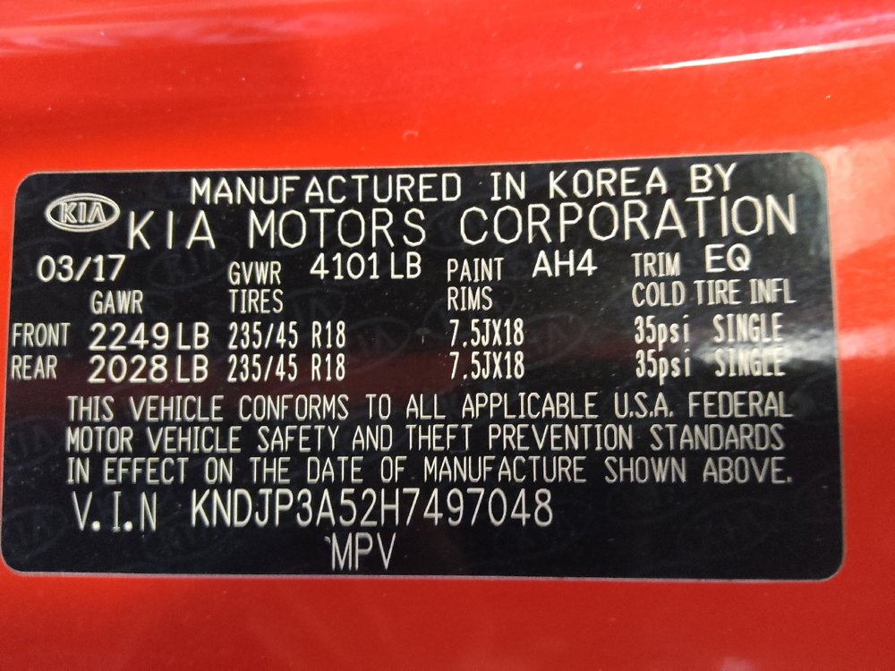 Used 2017 Kia Soul + w/ Designer's Package FWD image 33