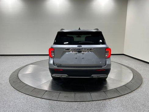Certified 2024 Ford Explorer XLT w/ Equipment Group 202A AWD/4WD image 8