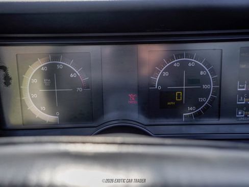 Used 1993 Cadillac Allante FWD image 41