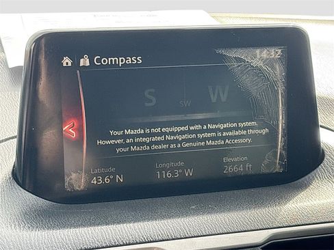 Used 2018 MAZDA MAZDA3 Touring image 13