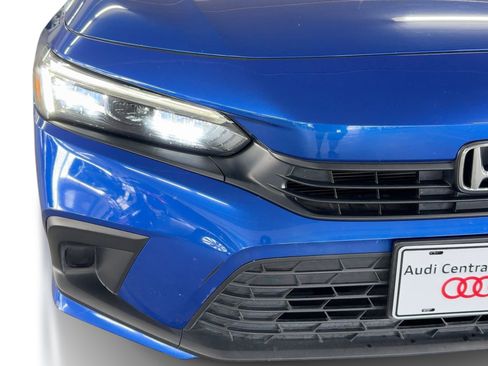 Used 2022 Honda Civic Sport image 11