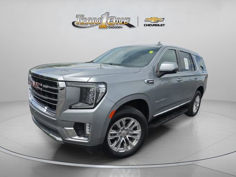 Used 2023 GMC Yukon SLT w/ SLT Premium Package RWD image 4