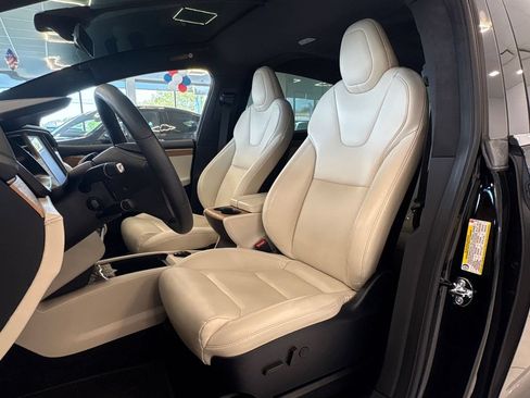 Used 2020 Tesla Model X AWD/4WD image 25