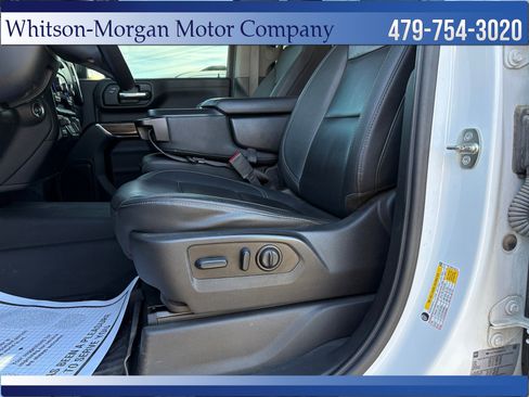 Used 2022 Chevrolet Silverado 2500 LT w/ Convenience Package image 19