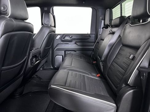 Used 2025 GMC Sierra 2500 AT4X AWD/4WD image 26