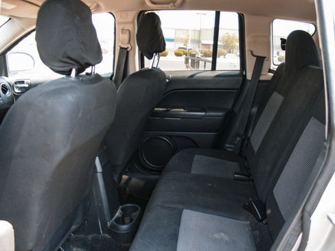 Used 2012 Jeep Compass Sport AWD/4WD image 18