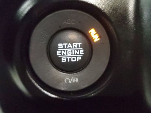 Used 2021 Jeep Wrangler Unlimited Sahara w/ Cold Weather Group image 27