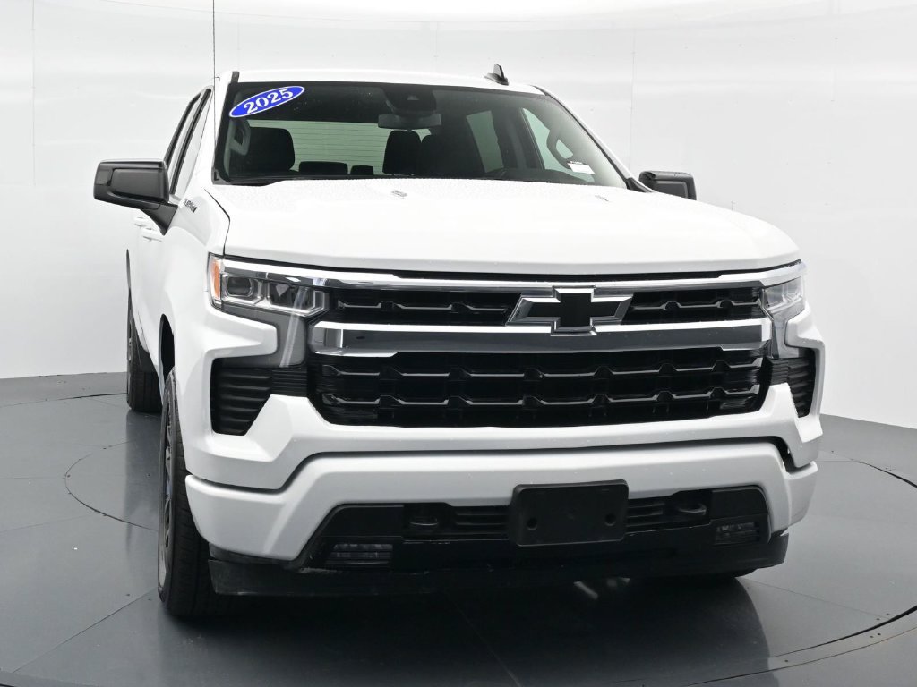 Used 2025 Chevrolet Silverado 1500 RST w/ LPO, Liner Protection Package AWD/4WD image 2