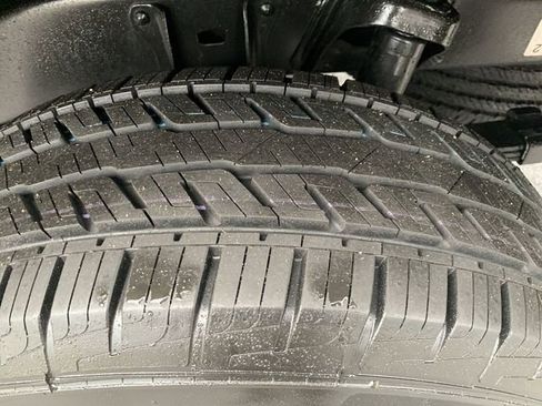 Certified 2021 Toyota Tacoma TRD Sport w/ Technology Package image 34