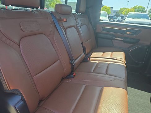 Used 2022 RAM 1500 Limited AWD/4WD image 12
