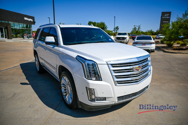 Used 2017 Cadillac Escalade Platinum AWD/4WD image 7