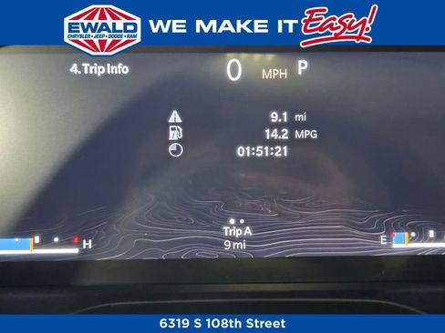 New 2025 Jeep Grand Cherokee Limited w/ Luxury Tech Group II image 25