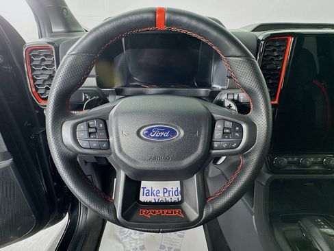 Used 2025 Ford Ranger Raptor AWD/4WD image 11