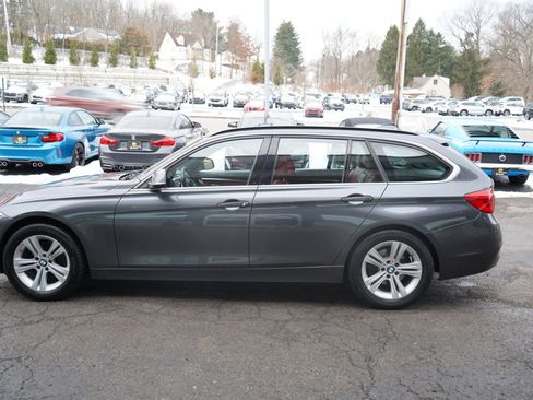 Used 2018 BMW 330i xDrive 330i xDrive Sports Wagon w/ Executive Package image 6