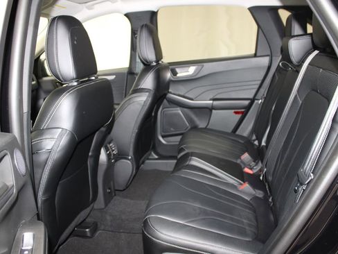 New 2025 Ford Escape SE w/ PHEV Premium Package image 23