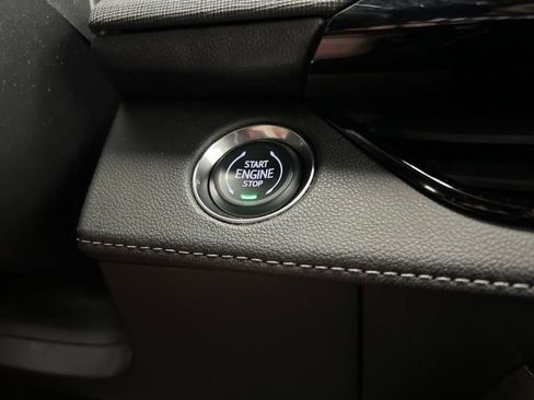 Used 2025 Buick Enclave Sport Touring FWD image 30