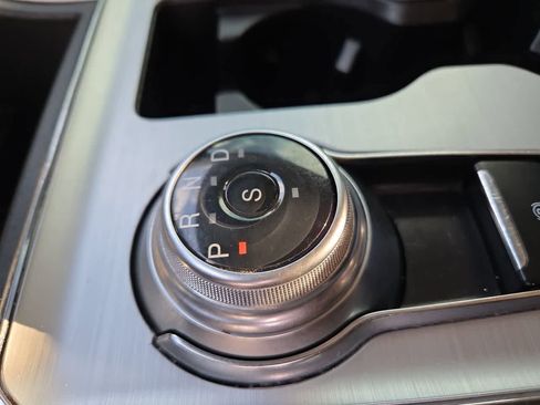 Used 2022 Ford Edge SEL image 22