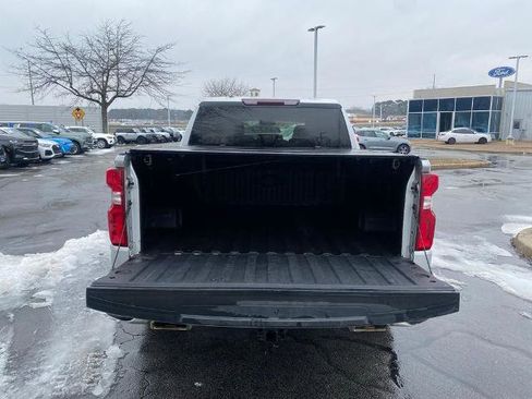 Used 2022 Chevrolet Silverado 1500 RST AWD/4WD image 9