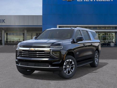 New 2026 Chevrolet Suburban LT w/ Comfort Package AWD/4WD image 6