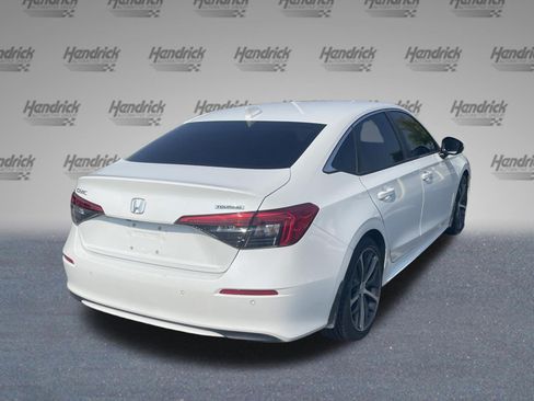 Used 2023 Honda Civic Touring image 10