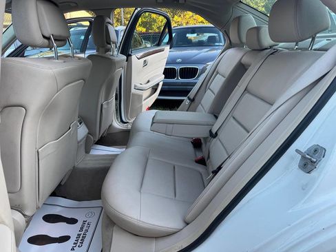 Used 2014 Mercedes-Benz E 350 4MATIC Sedan w/ Premium 1 Package image 33